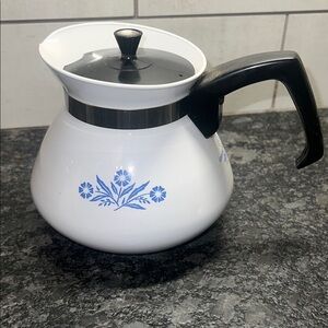 6 cup Vintage Corningware Cornflower Blue Classic White and Blue Floral Teapot